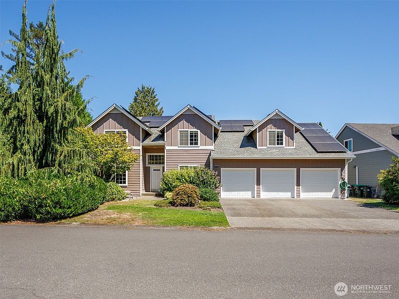 4th image of 1722 Timberlake Court SE