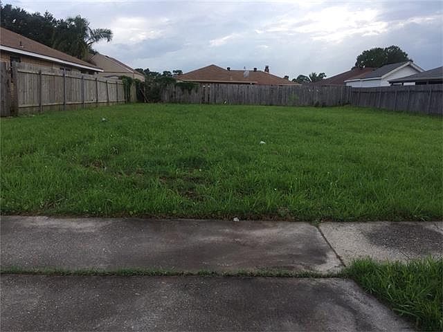 1st image of 2436 Lynnbrook Dr