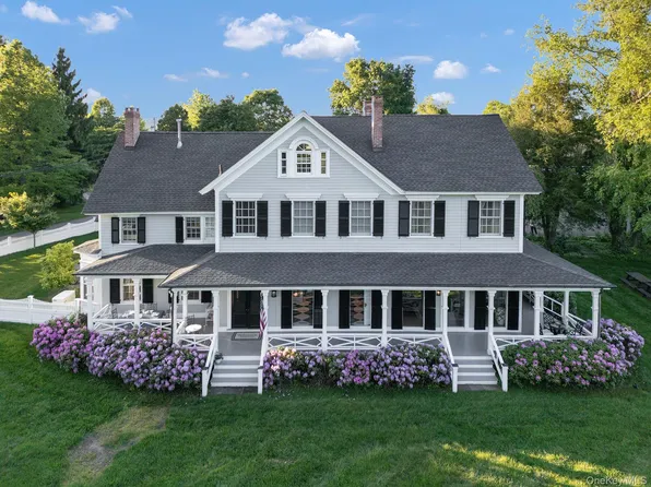 16 State School Road, Warwick, NY 10990