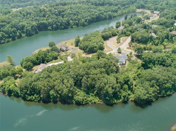 4413 Arrowhead Ridge Ln, Augusta, MO 63332