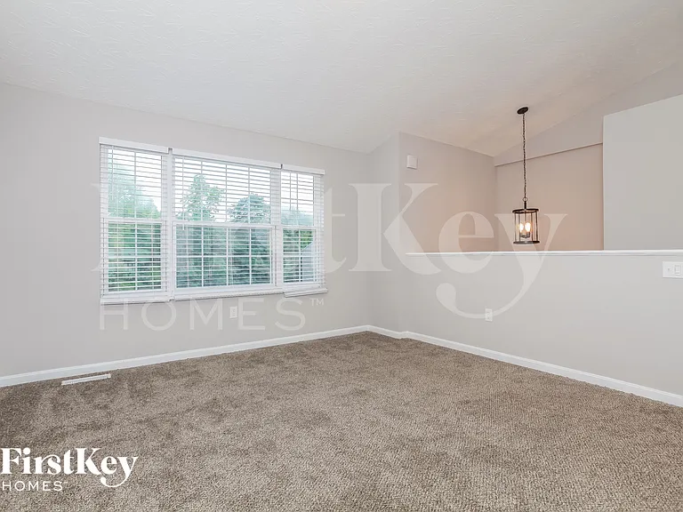 3 Grouse Dr — Photo 4