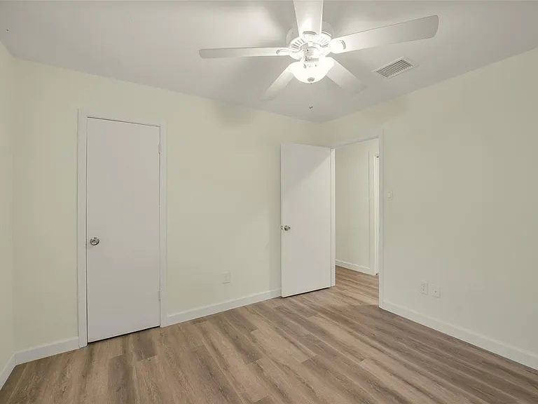 23122 Whispering Willow Dr — Photo 26