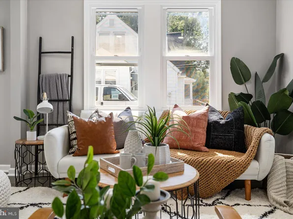 2215 Pine St, Edgewood, MD 21040