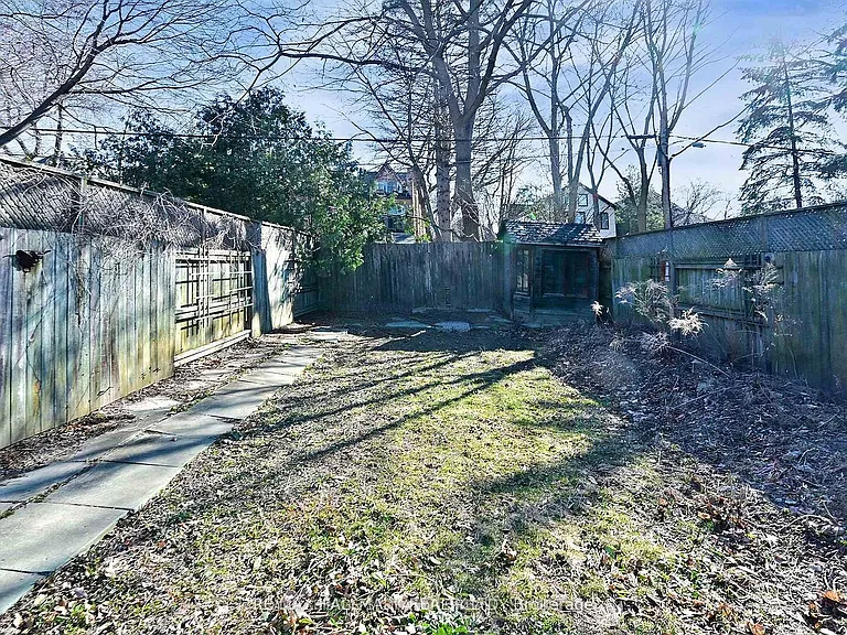 55 Banff Rd — Photo 30