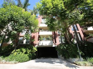 410 S Barrington Ave APT 105, Los Angeles, CA 90049