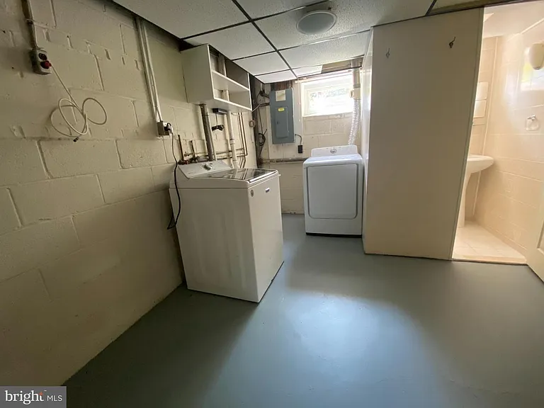 6009 Cheshire Dr — Photo 17