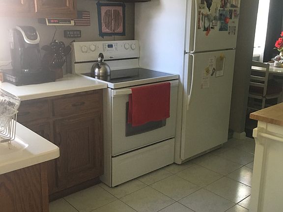 Quaint kitchen with plenty of storage