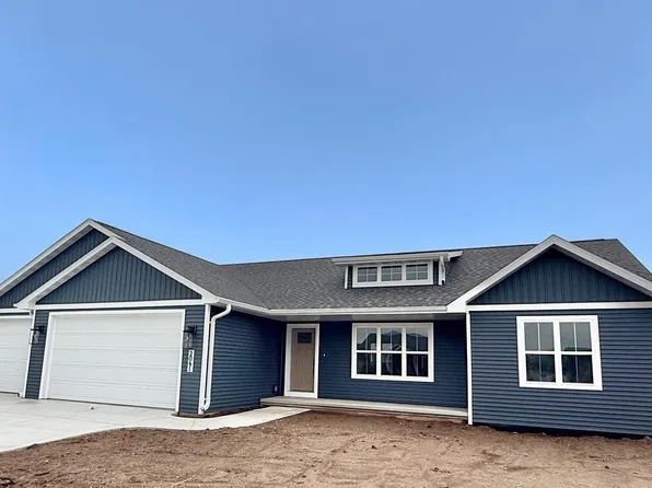 2041 Bear Paw Trl, Kaukauna, WI 54130