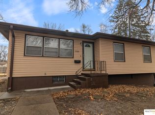 3306 S 89th St, Omaha, NE 68124