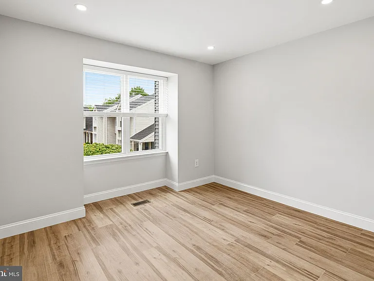 108 Allison Ct — Photo 18