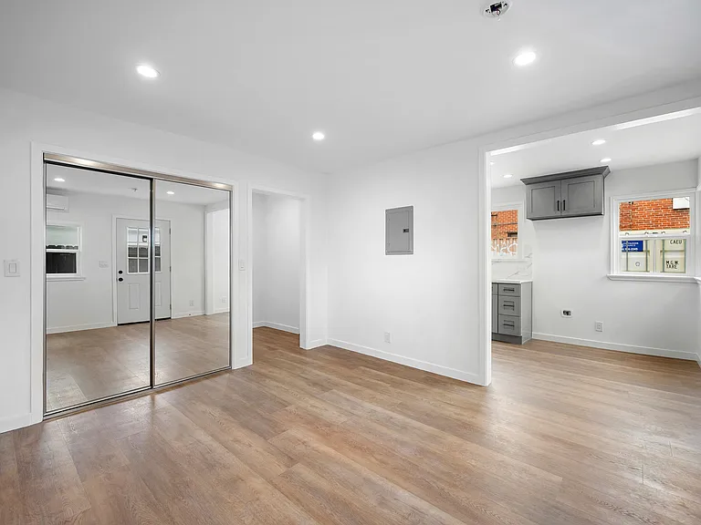 312 W Cedar Ave — Photo 13