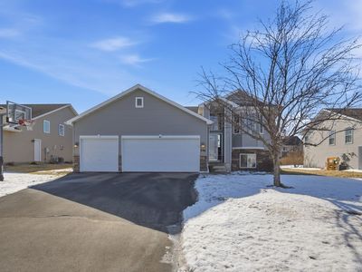 236 Ardennes Ave E, Shakopee, MN, 55379
