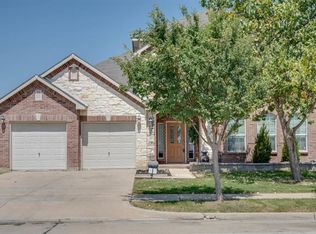 6417 Saddleback Dr, Denton, TX 76210