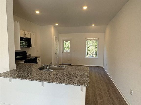 5th image of 3705 N Carmine Dr