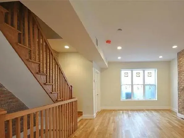 576 Marcy Avenue image 7 of 39