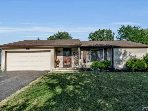255 Warner Rd, Lancaster, NY 14086