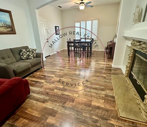 3rd image of 1676 Presidio Way