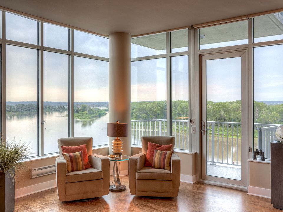 1st image of 444 Riverfront Plz APT 901