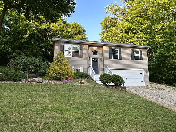 2nd image of 224 Westmoreland Dr
