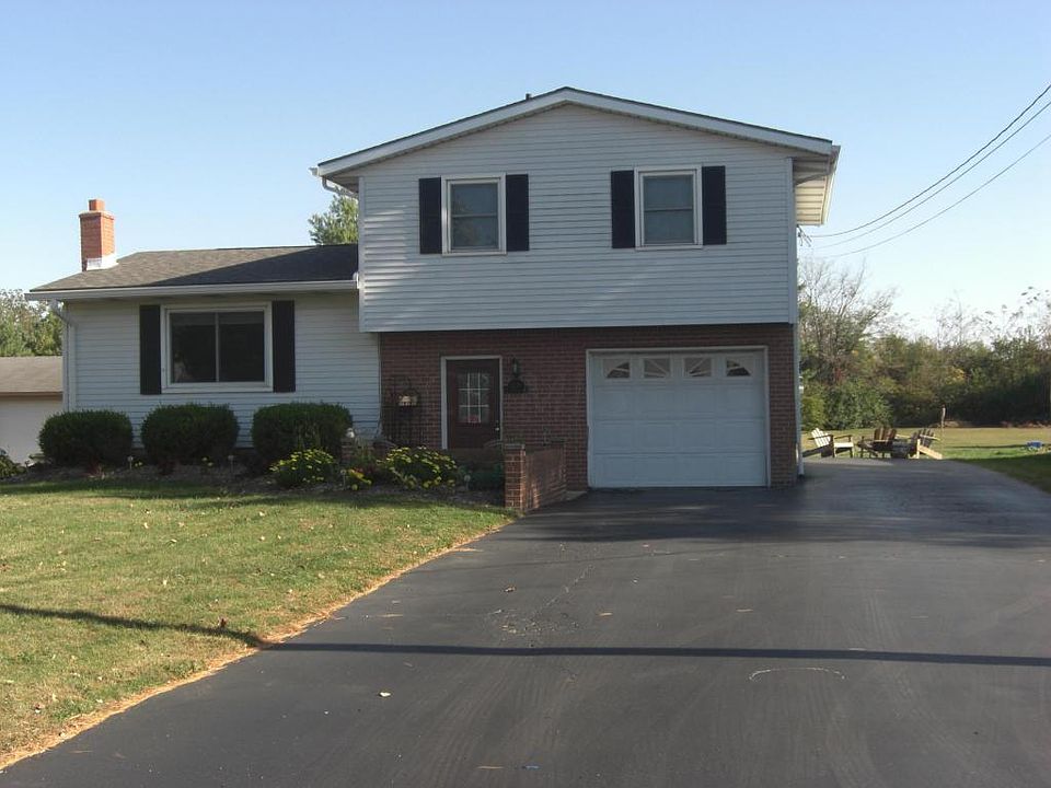 1st image of 1239 E Choctaw Dr