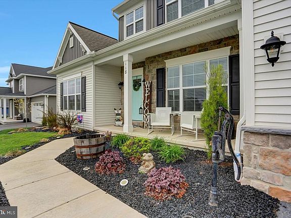 3rd image of 118 White Deer Way