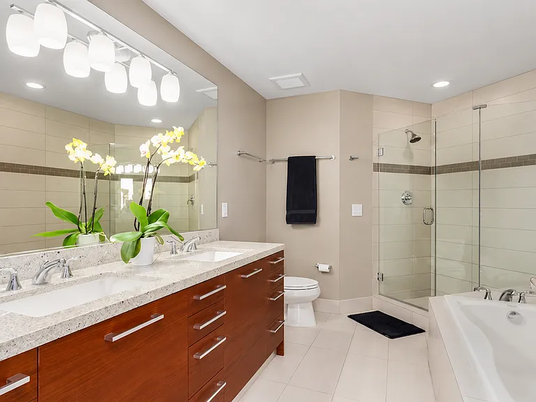1920 4th Ave #311 — Photo 8