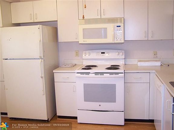 3rd image of 10382 NW 24th Pl APT 207