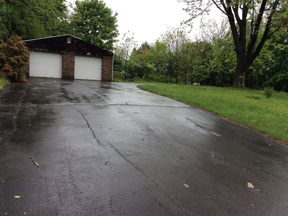 1st image of 17 Zerbe St