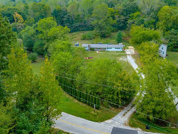 2nd image of 11169 Loop Rd