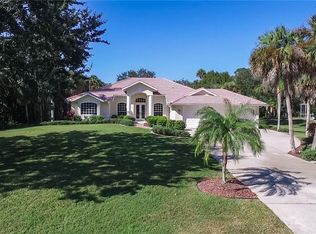 12711 Treeline Ct, North Fort Myers, FL 33903