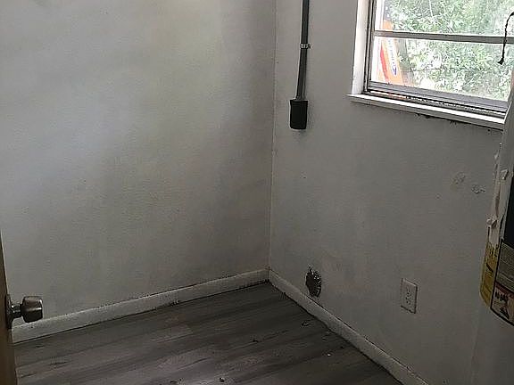 2nd image of 1012 Olive St