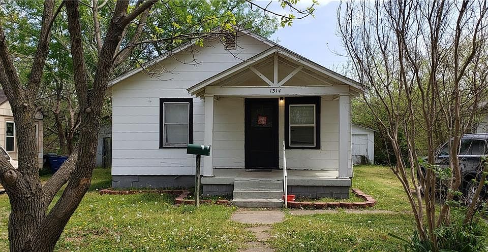 1st image of 1314 N Coolidge St