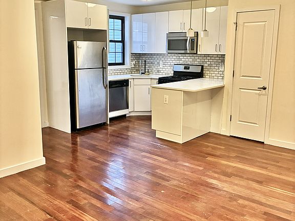 2nd image of 1263 Saint Marks Ave Floor 2