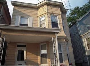 638 38th St, Union City, NJ 07087