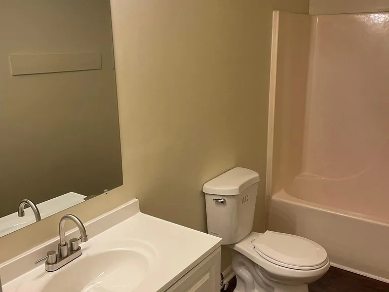 224 Bridgefield Pl #B — Photo 12