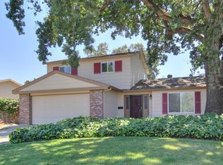 9128 La Riviera Dr, Sacramento, CA 95826
