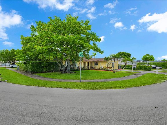 4th image of 12900 SW 81st St