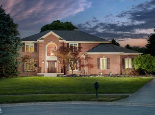 10689 Evergreen Point, Fishers, IN 46037