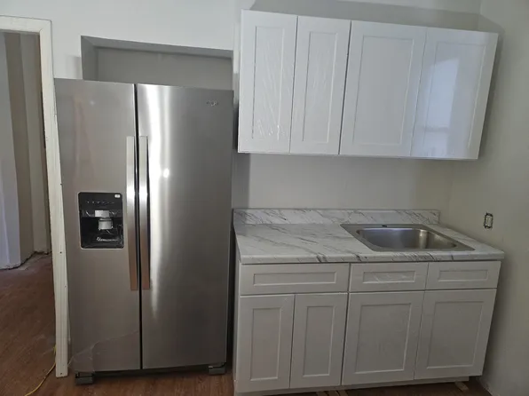 489 S 17th St Floor 1, Newark, NJ 07103