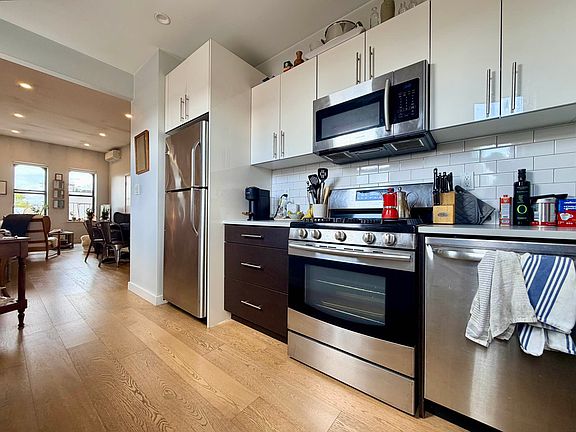 5th image of 453 Court St APT 4R