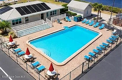 2 bed, 1.0 bath, 750 sqft, $1,825 — Photo 3