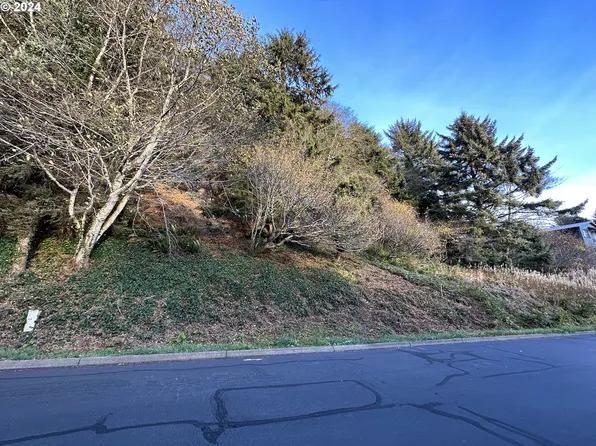 Sea Crest Dr #A3, Otter Rock, OR 97369