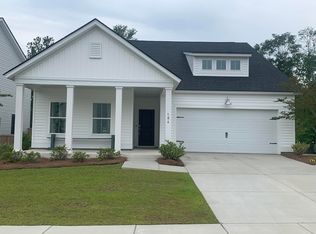 106 Red Bluff St, Summerville, SC 29483