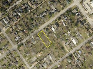 2108 Carolina St, Baytown, TX 77520