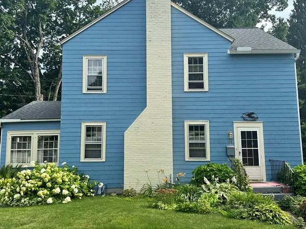 21 1st Ave, Lexington, OH 44904