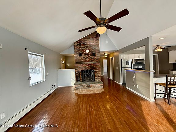 5th image of 24 Howard Hall Road