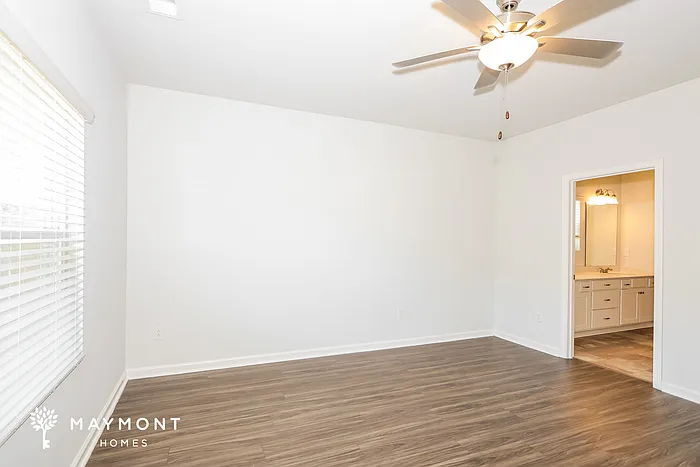360 Augustine Dr — Photo 8