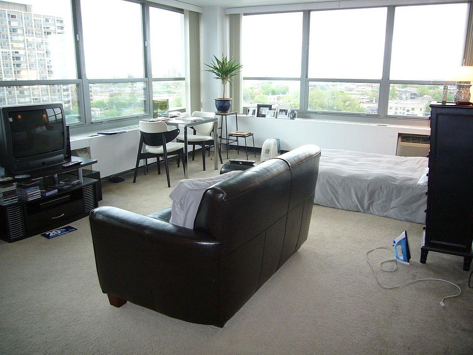 1st image of 3550 N Lake Shore Dr APT 1112