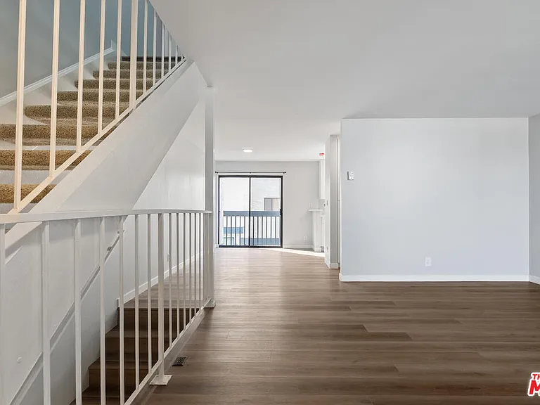 29239 Heathercliff Rd #12 — Photo 8