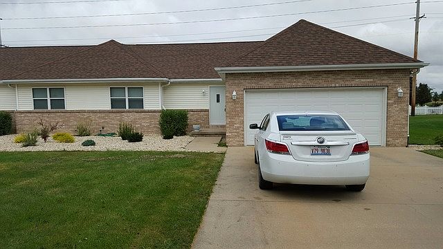 1st image of 703B Burgess Dr